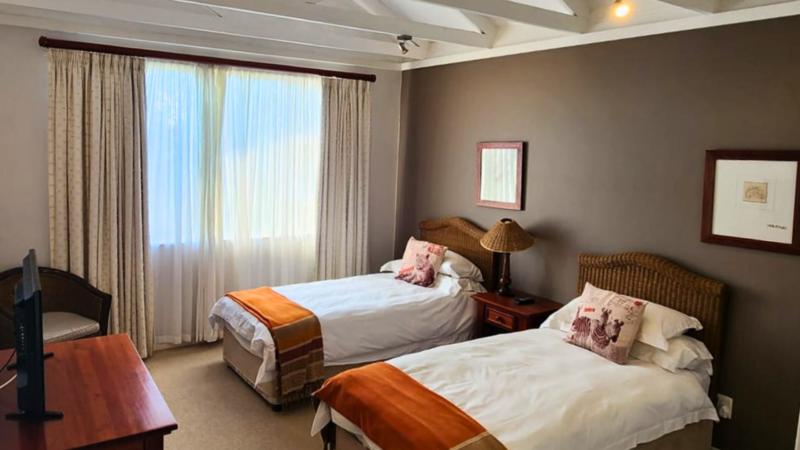 To Let 3 Bedroom Property for Rent in Pinnacle Point Golf Estate Western Cape